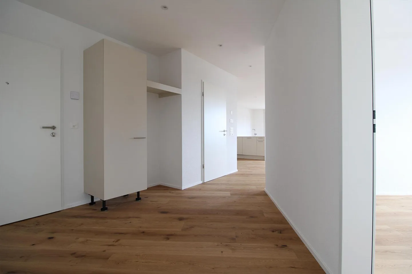 Modern 3.5-room new apartment with balcony/terrace - Photo 6 of 13