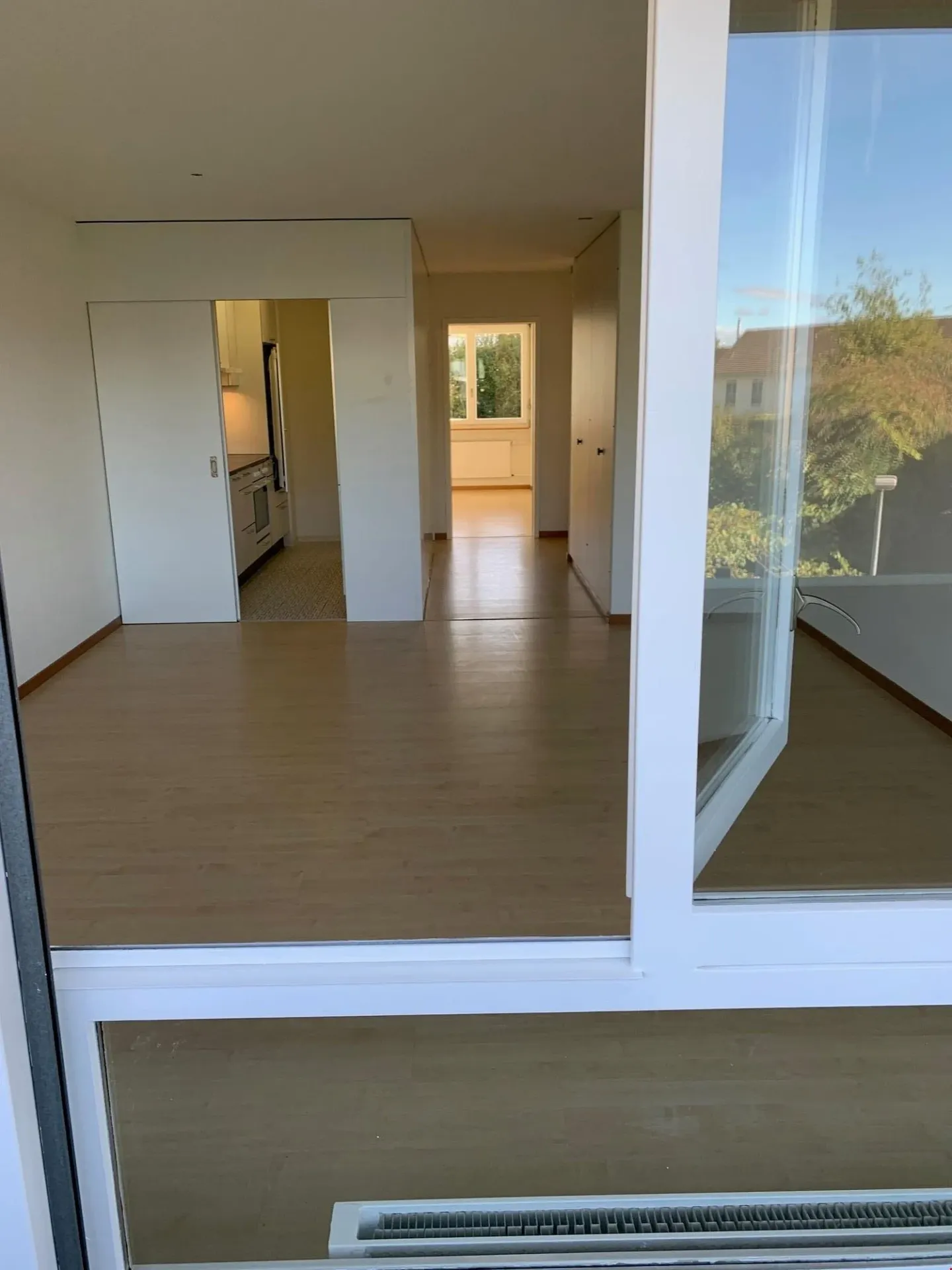 Bright 3-room apartment with balcony - Photo 1 of 7