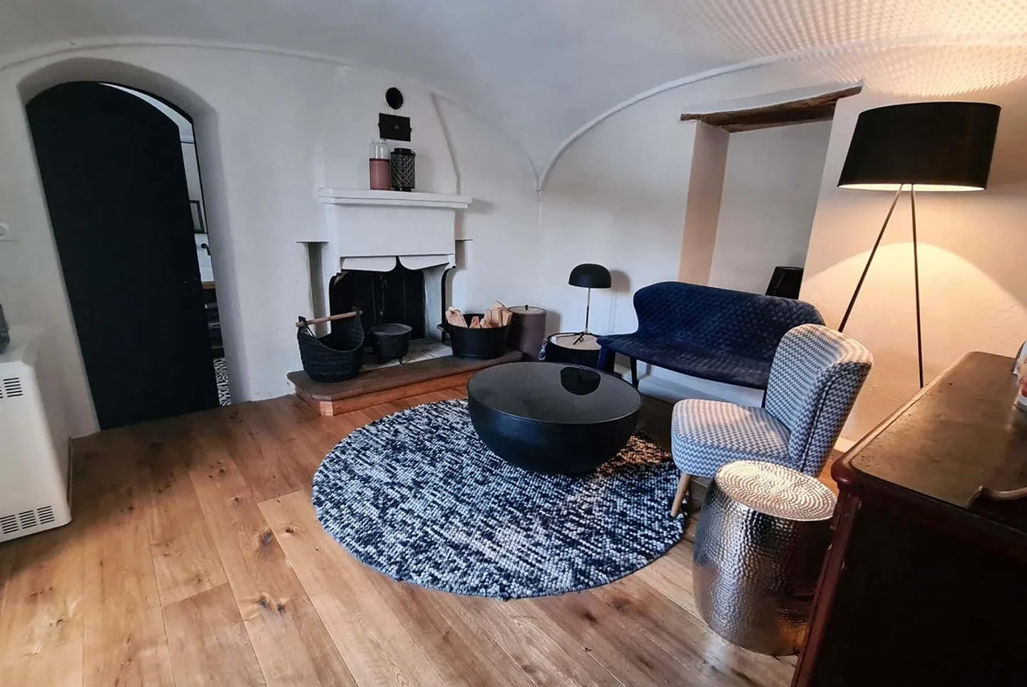 Bellissima casa 5.5 locali con charme e giardino a Piandera - Foto 2 di 9