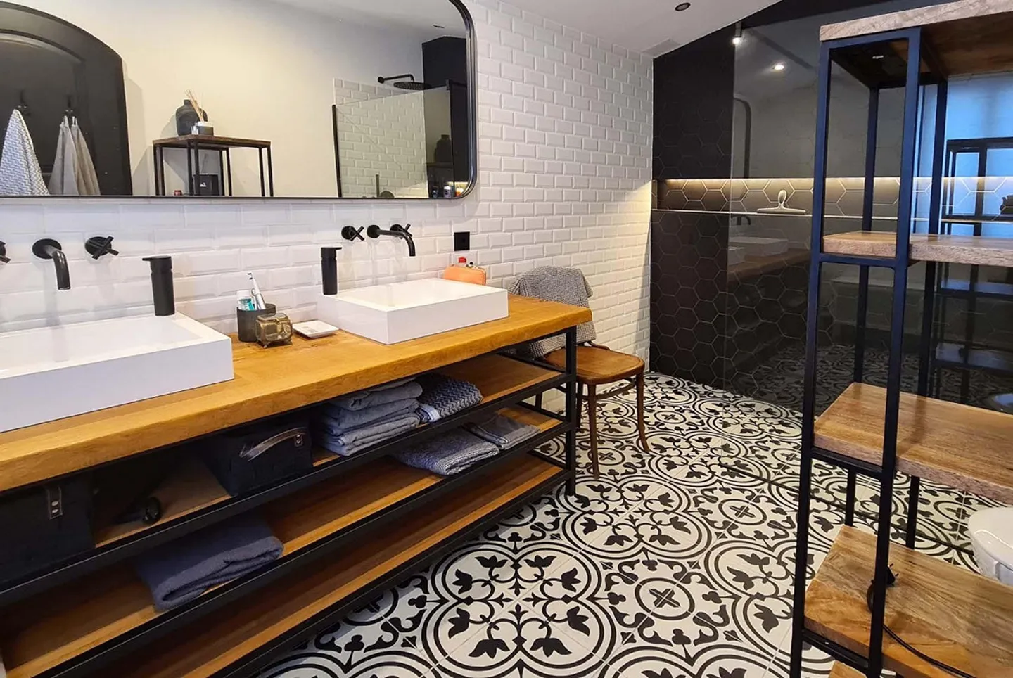 Bellissima casa 5.5 locali con charme e giardino a Piandera - Foto 8 di 9