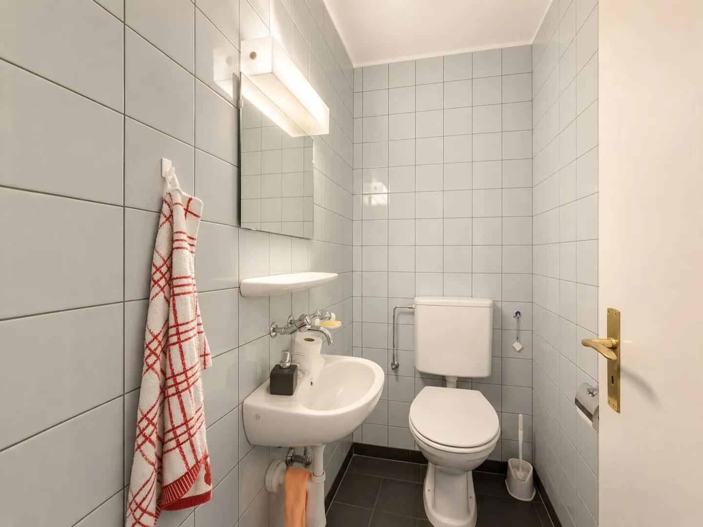 Charmant appartement de 4 pièces avec 2 balcons - Foto 11 von 13