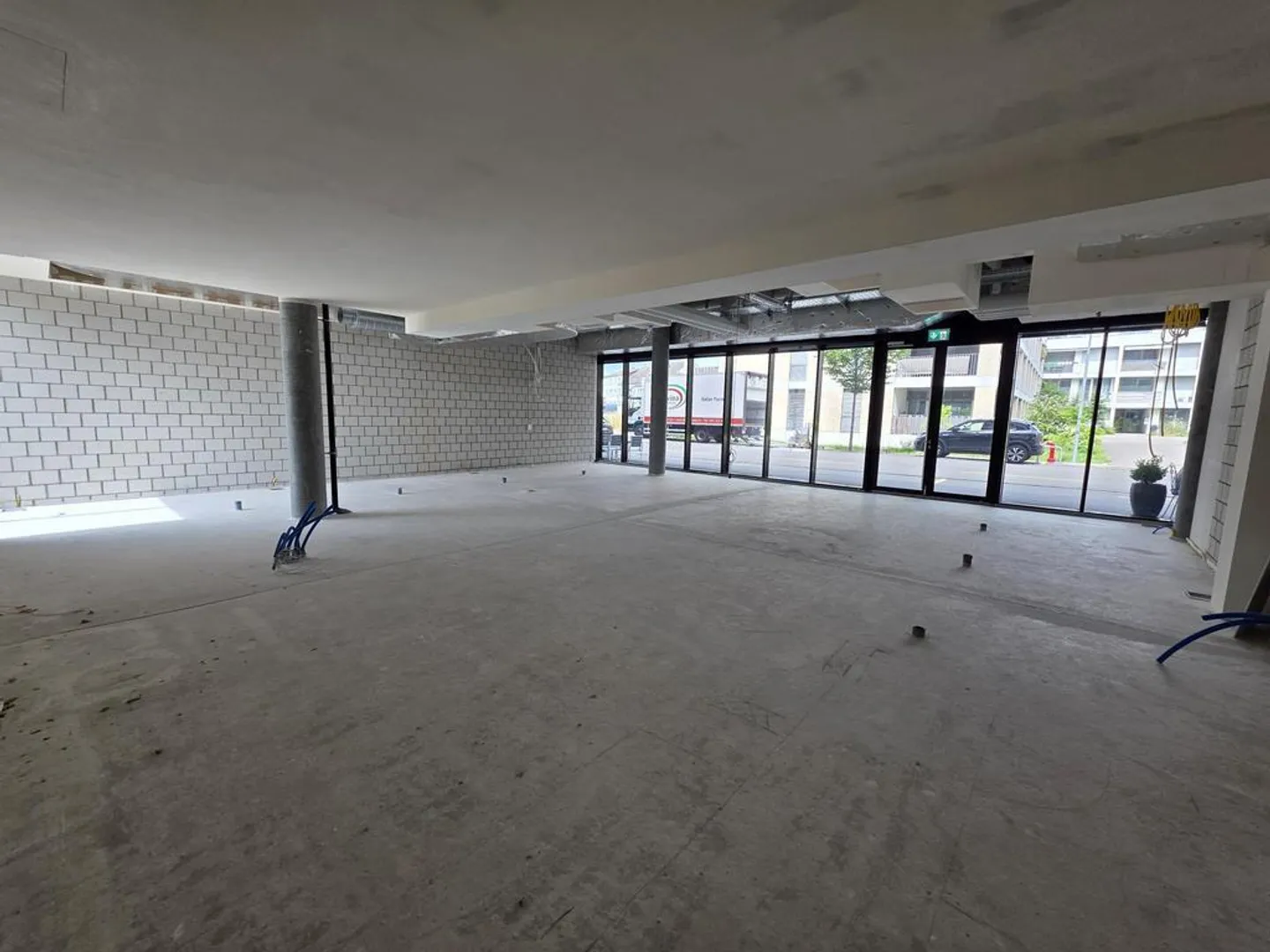 Great commercial space directly at the train station - Photo 8 of 9