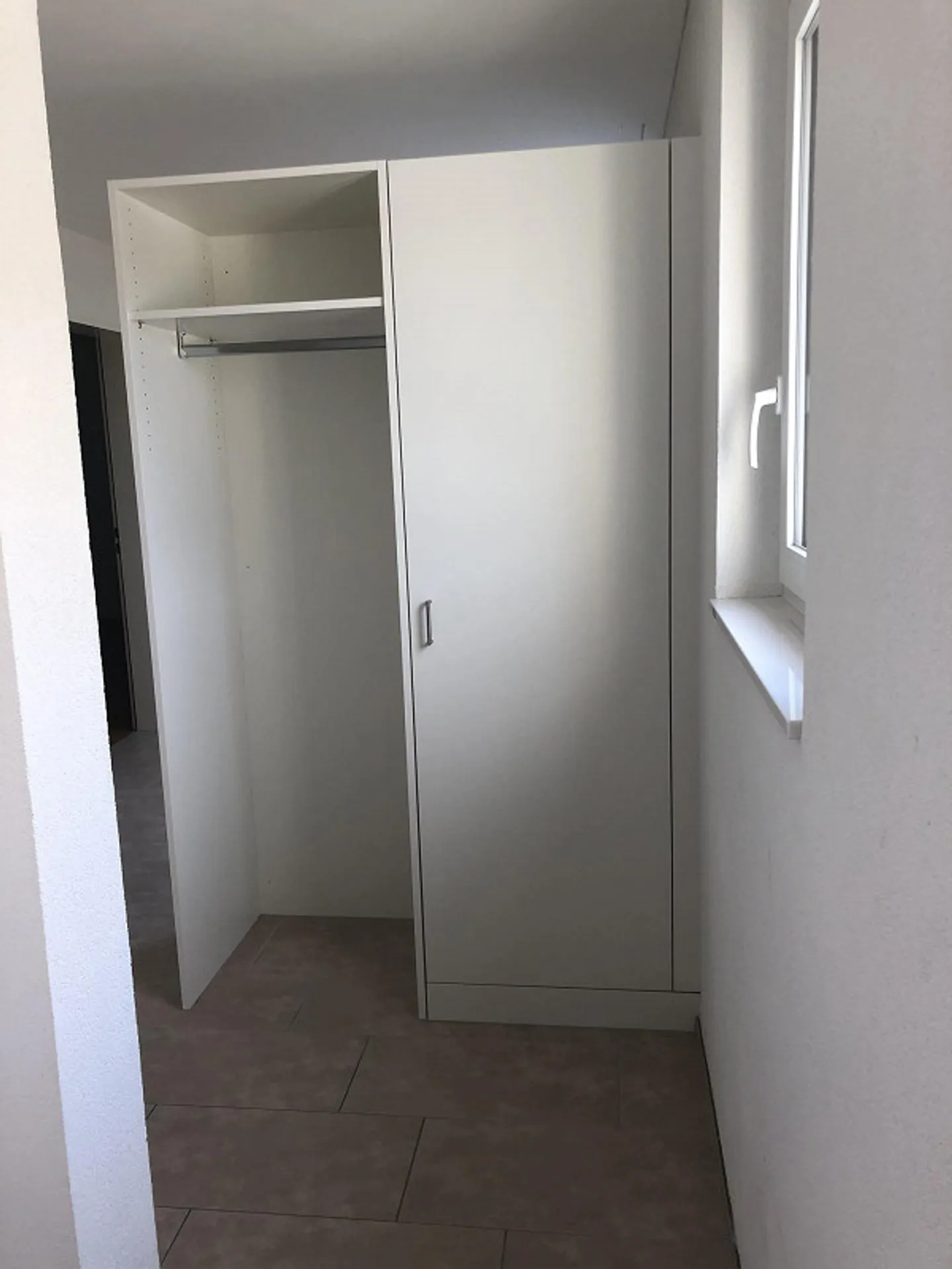 Appartamento sensazionale di 2,5 stanze al 2° piano, Est - Foto 7 di 11