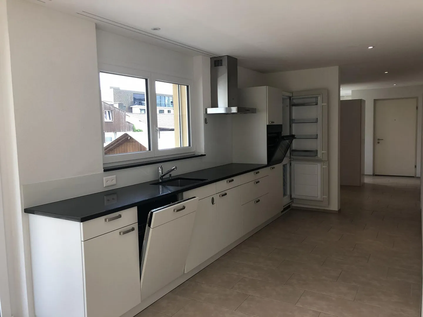 Appartamento sensazionale di 2,5 stanze al 2° piano, Est - Foto 8 di 11