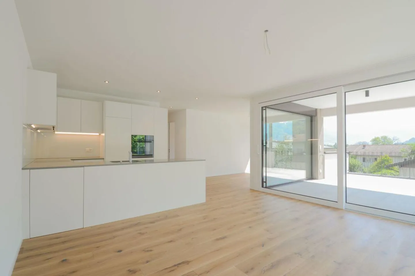 Appartamento attico di alta qualità con ampia terrazza - Foto 1 di 15