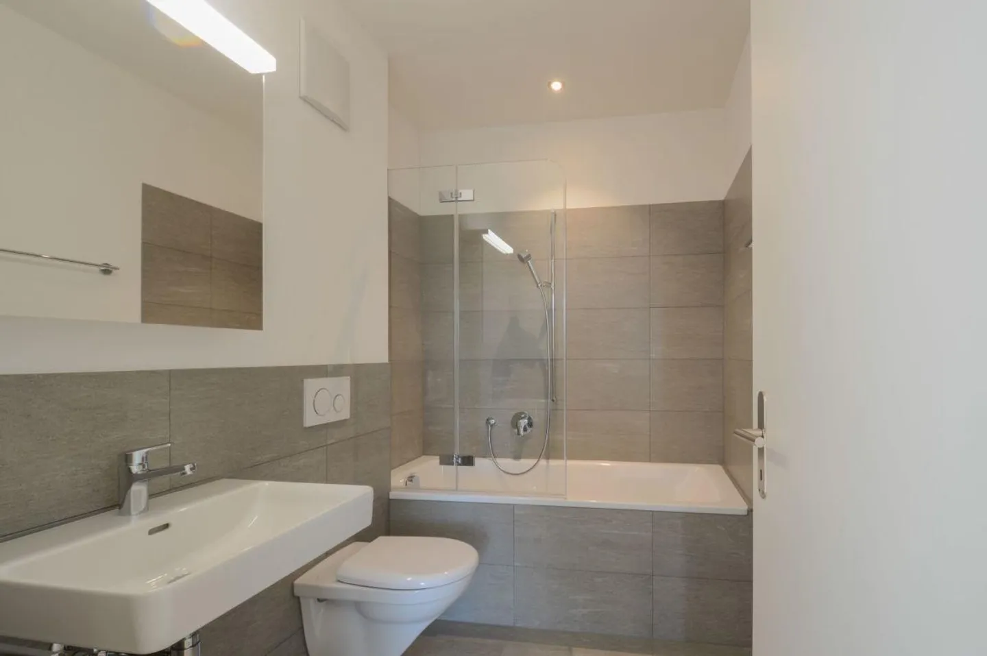 Appartamento attico di alta qualità con ampia terrazza - Foto 9 di 15