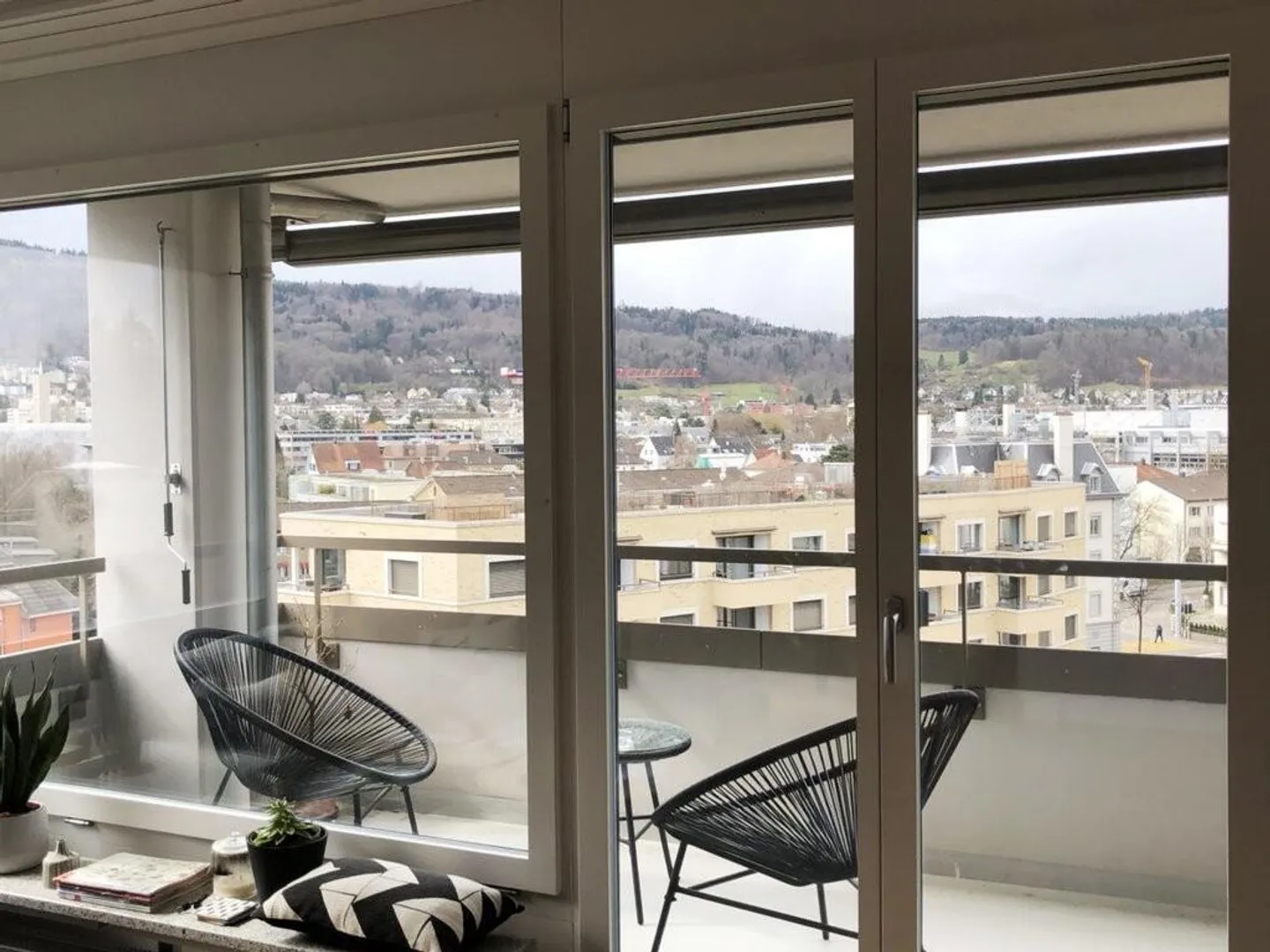 Vivre au-dessus des toits de Zurich - Photo 5 sur 6