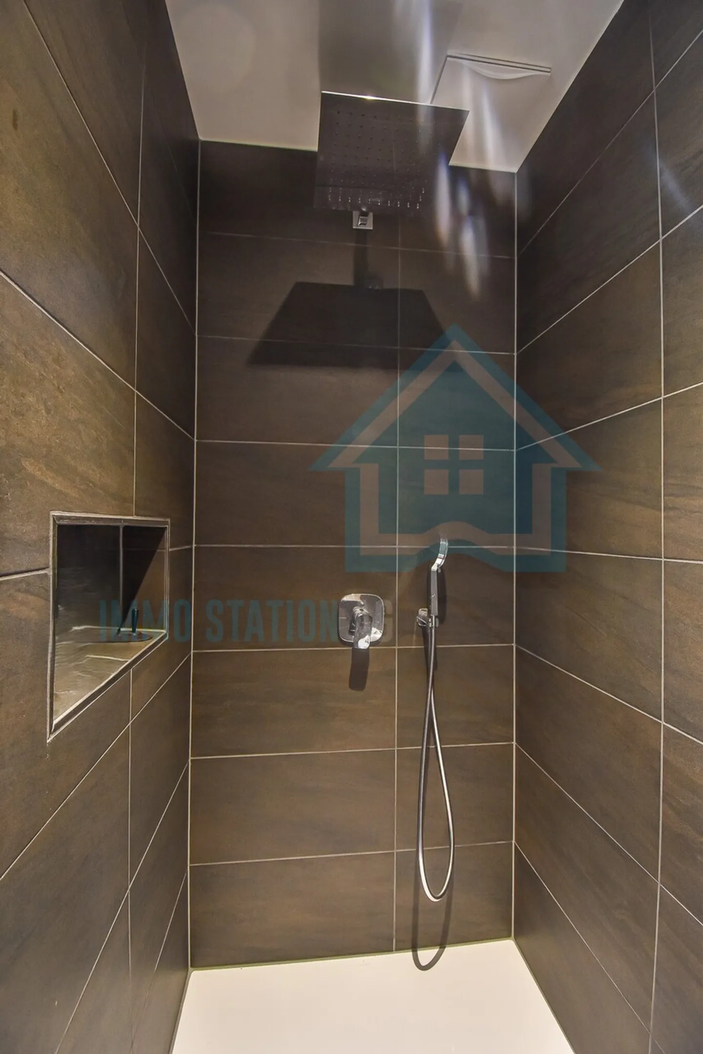 Appartement en attique moderne dans un emplacement privilégié avec vue panoramique à couper le souffle - Photo 9 sur 14