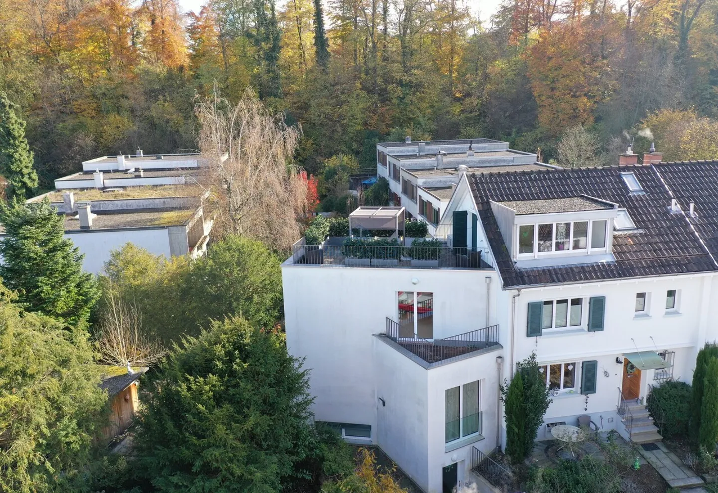 Casa unifamiliare ristrutturata di 7,5 stanze con carattere e ampliamento moderno - Foto 1 di 14