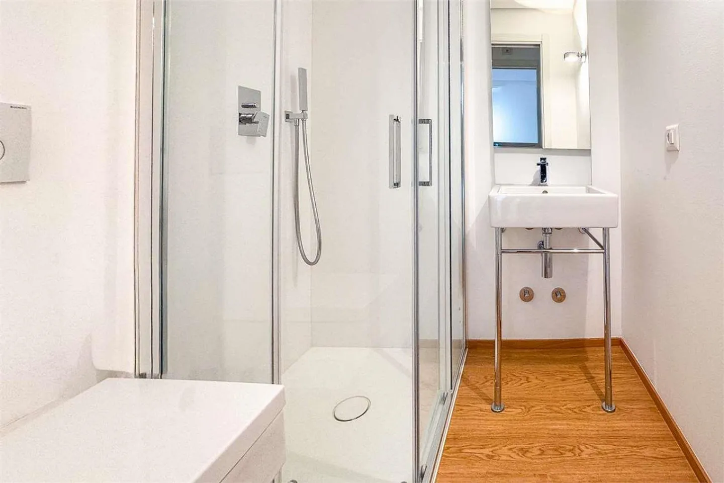 Élégance avec vue sur le lac à Paradiso - Photo 9 sur 13