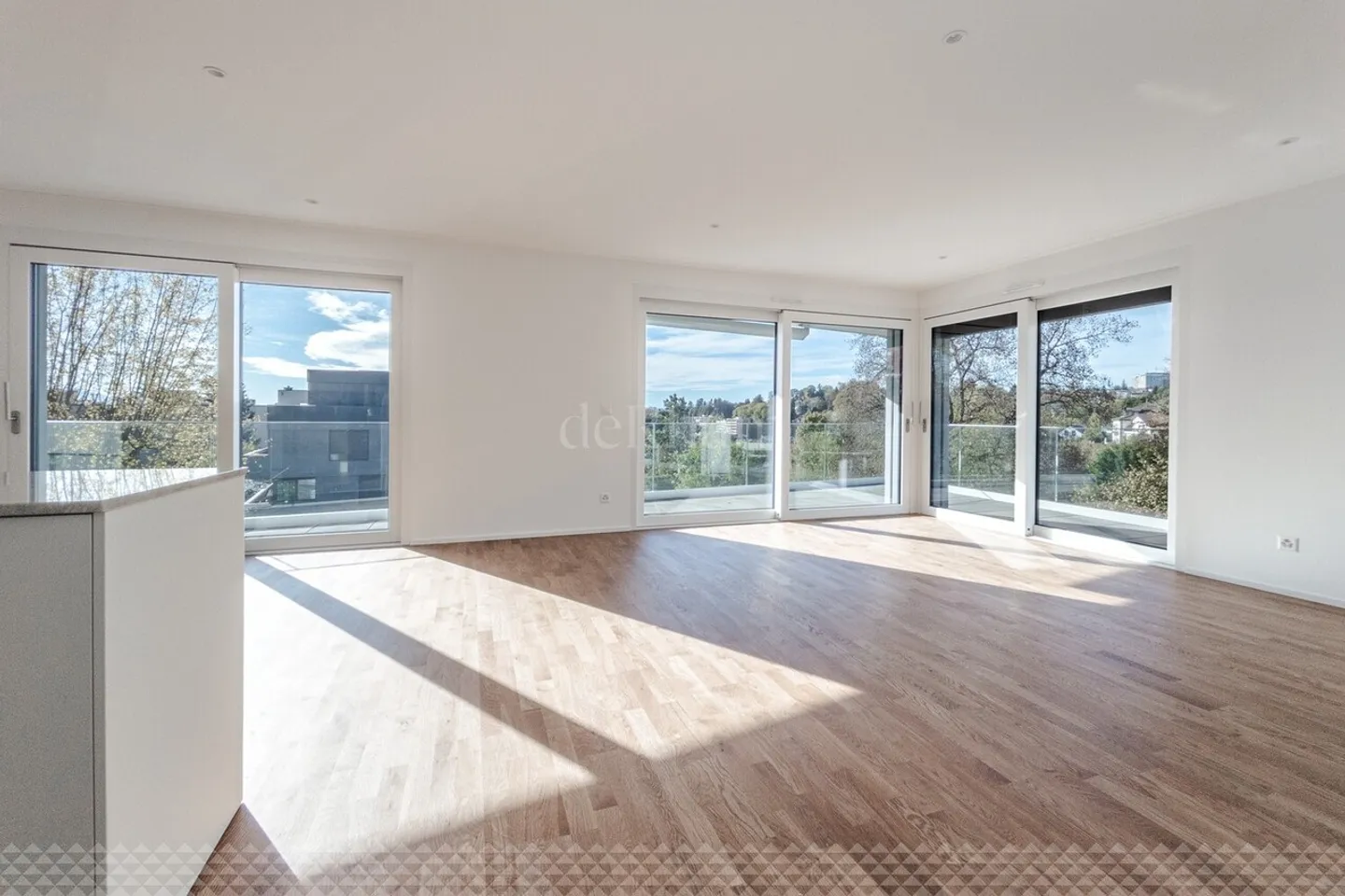 Sublime 4.5 rooms in a recent construction - Photo 2 of 13