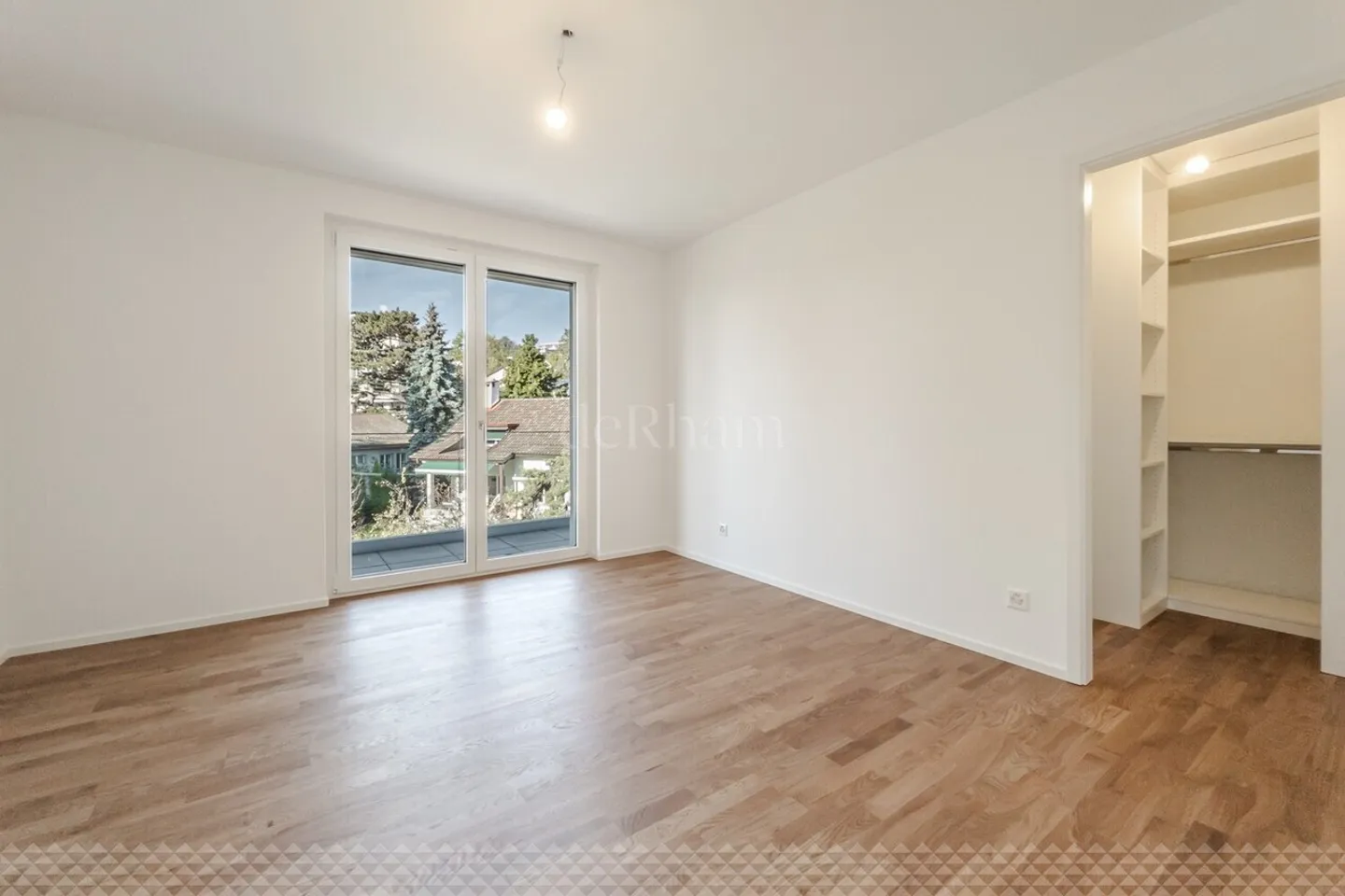 Sublime 4.5 rooms in a recent construction - Photo 7 of 13