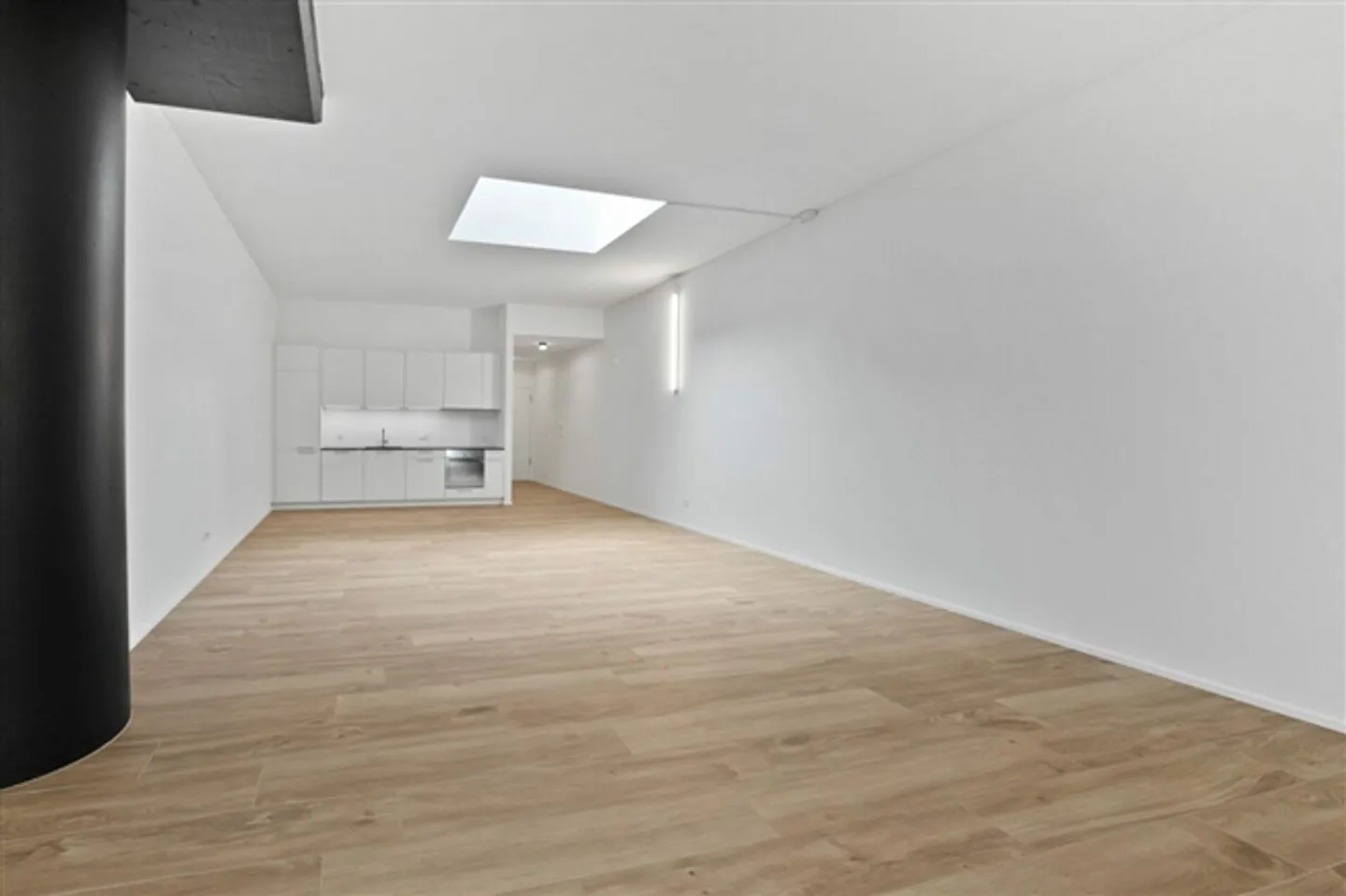 Loft-Atelier with 87 m² in B50 - Living and Working in the Center of Buchs - Photo 1 of 8