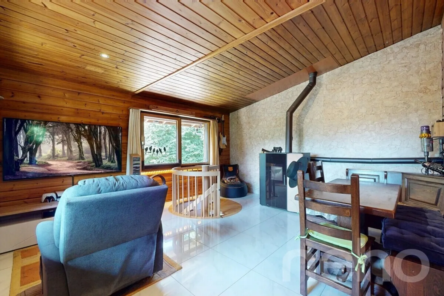 Natürlicher Paradies: nach Süden ausgerichtetes Chalet mit atemberaubendem Blick - Foto 5 von 13