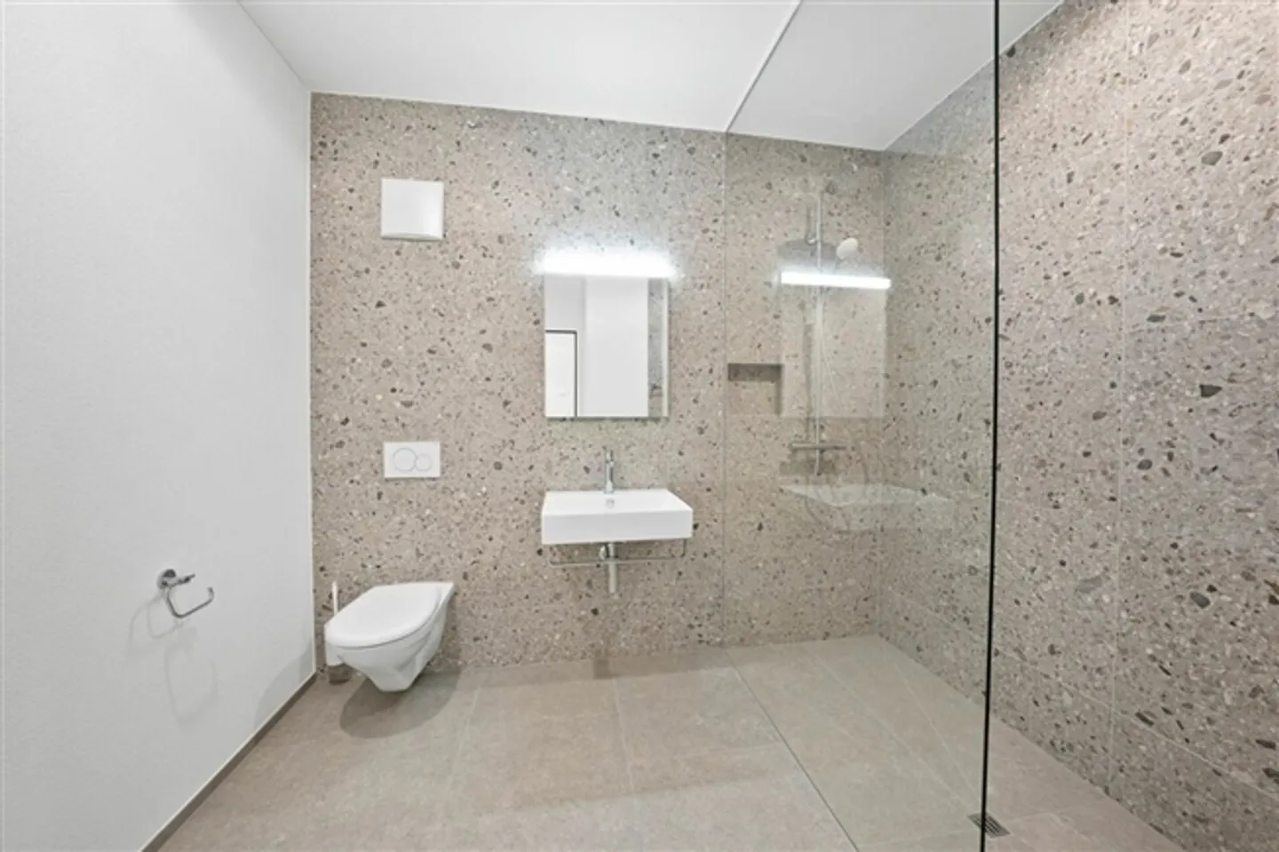 Loft-Atelier with 87 m² in B50 - Living and Working in the Center of Buchs - Photo 6 of 8