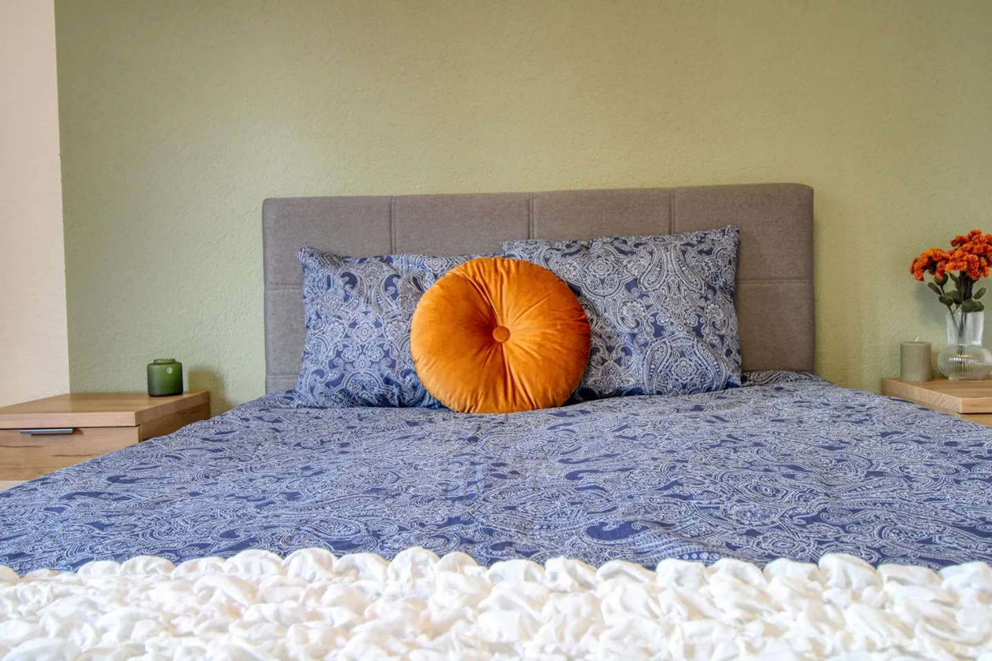 Quiet Urban Retreat Close to University in Irchel - Photo 2 of 20