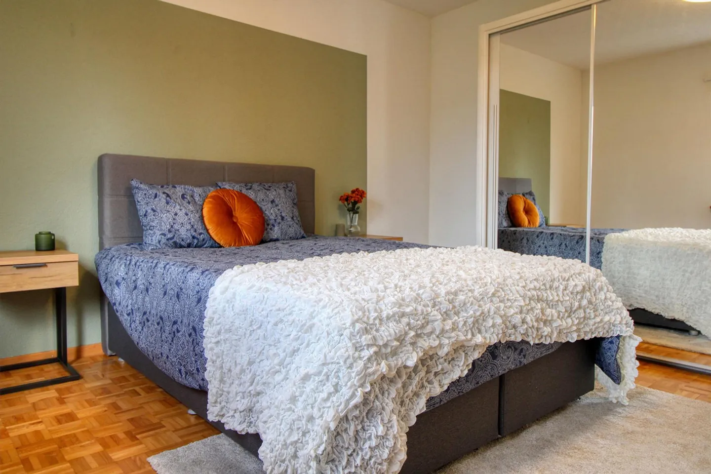 Quiet Urban Retreat Close to University in Irchel - Photo 6 of 20