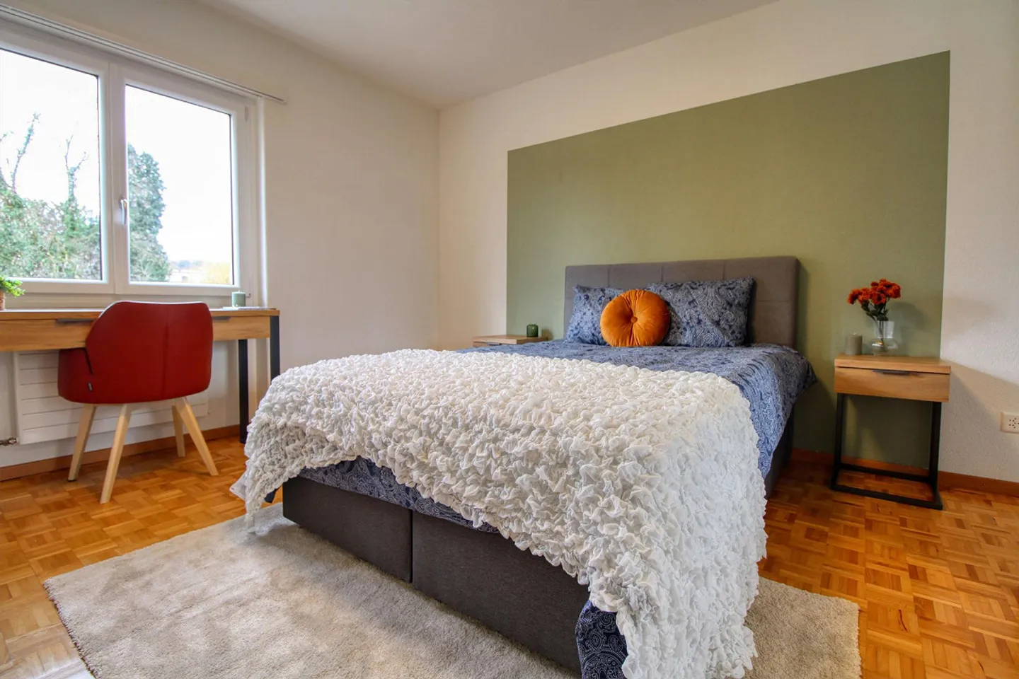 Quiet Urban Retreat Close to University in Irchel - Photo 8 of 20