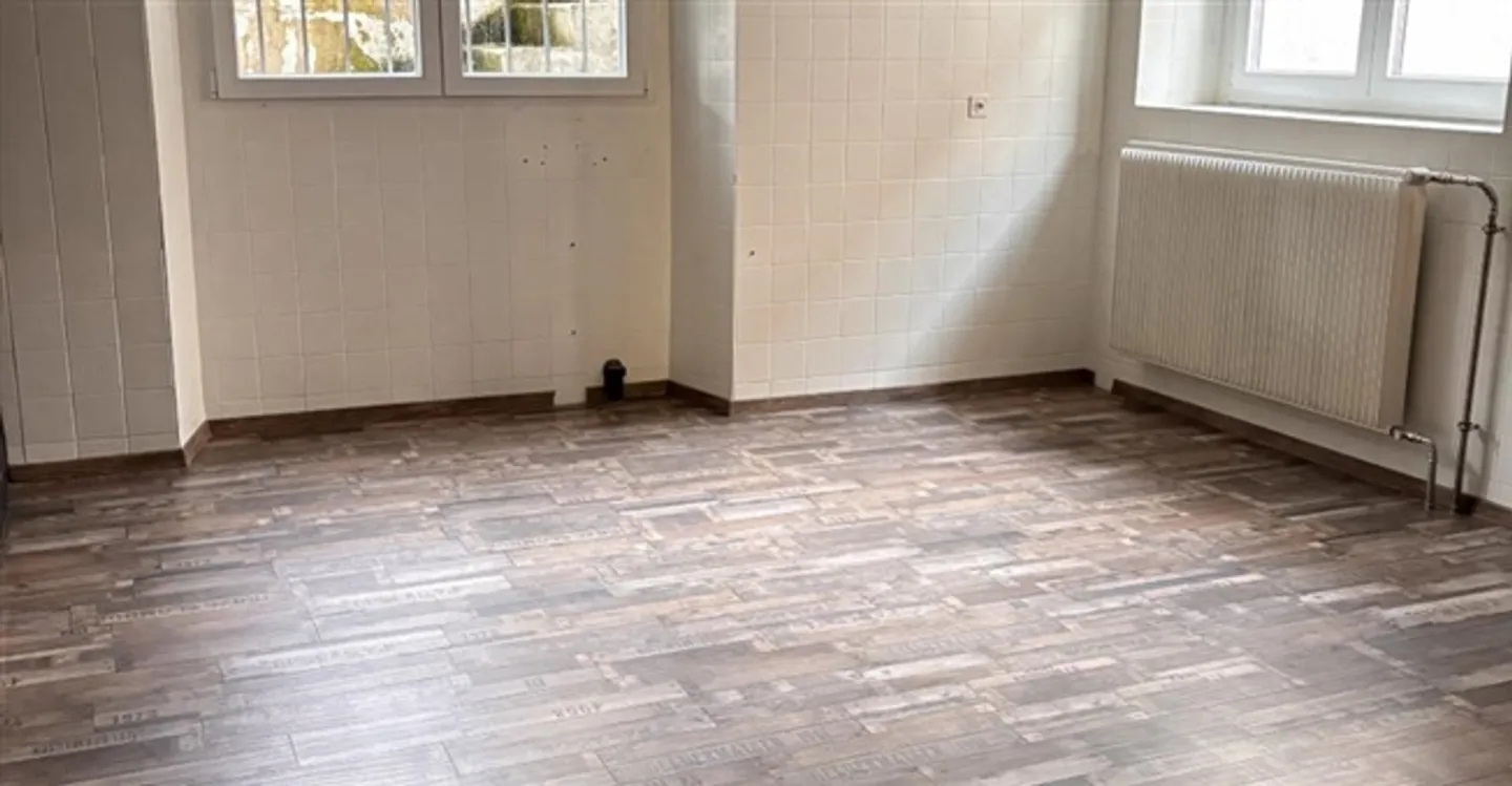 Commerce 3 rooms - Photo 3 of 12