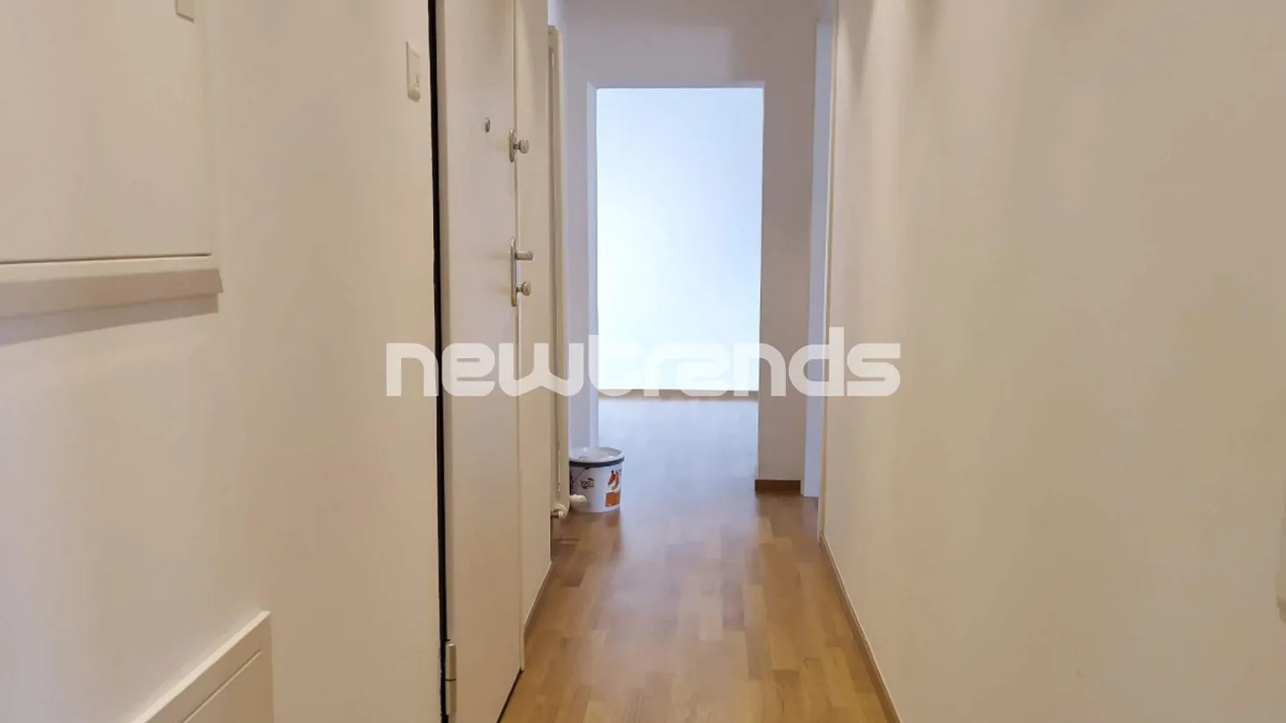 Appartamento ristrutturato con terrazza - Foto 7 di 9