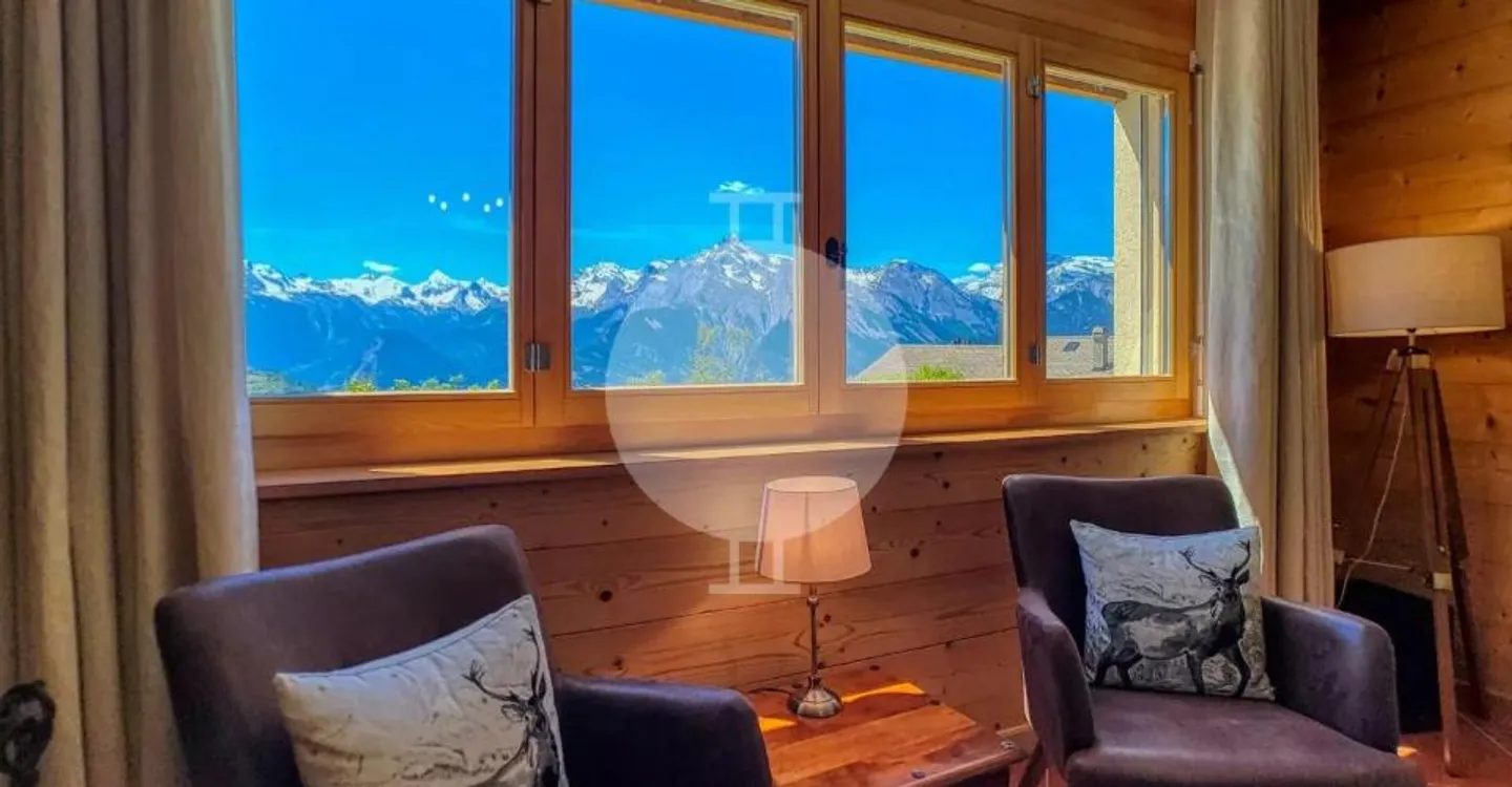 Magnificent 5.5 room luxury apartment with large garden and panoramic mountain views - Photo 3 of 13