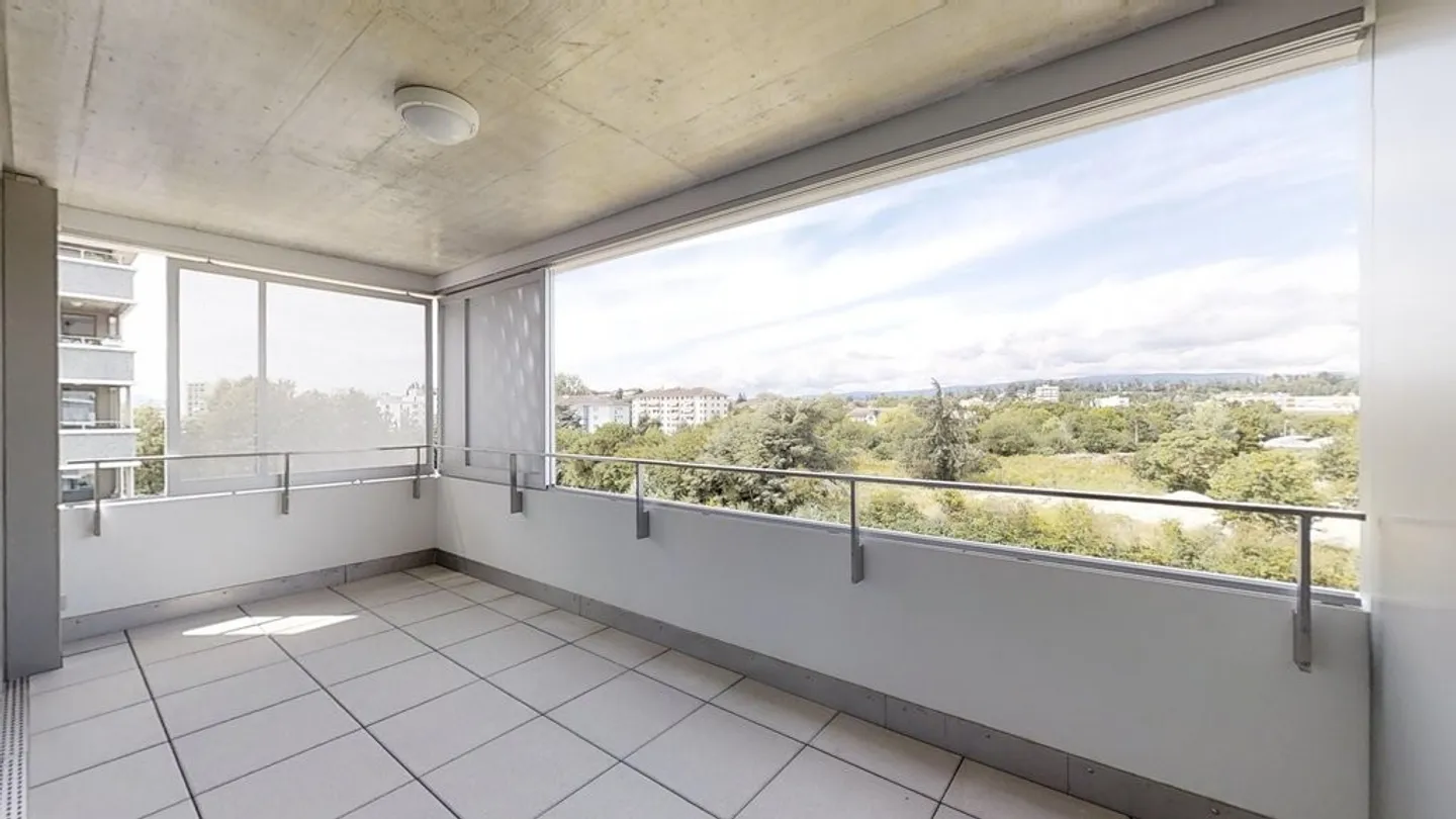 Are you looking for an apartment where living is good, with parking? - Photo 6 of 12