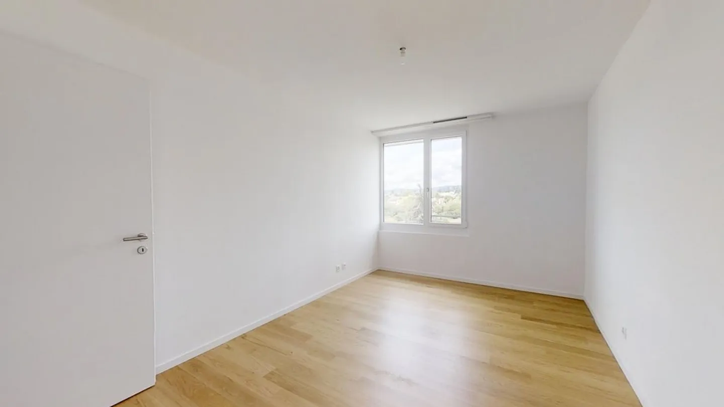 Are you looking for an apartment where living is good, with parking? - Photo 7 of 12