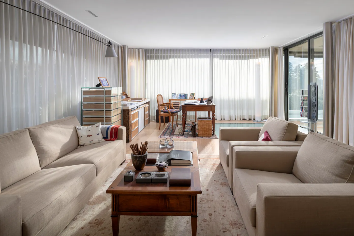 Vie exclusive dans un parc : Appartement de jardin représentatif - Photo 6 sur 9