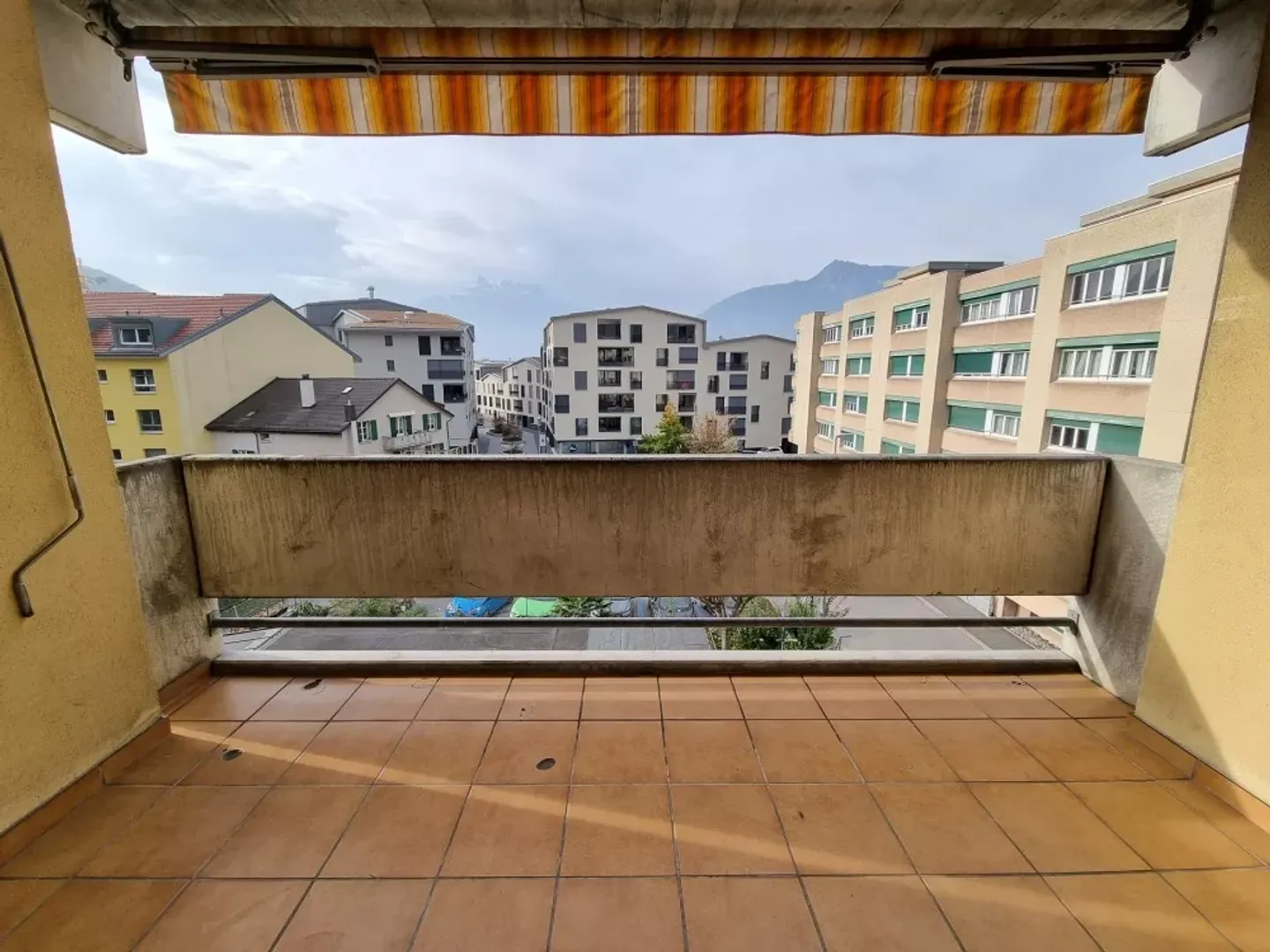 Incantevole appartamento mansardato di 3,5 locali - Foto 7 di 8