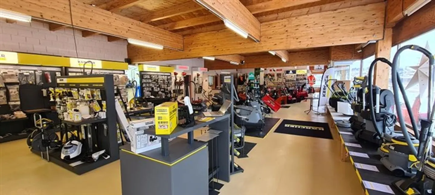 Charmantes Chalet in schöner Lage - Foto 2 von 5