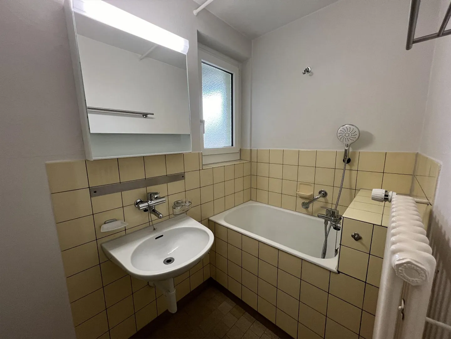 Student apartment limited until November 30, 2027: 3.0 room apartment 2.... - Photo 2 of 4