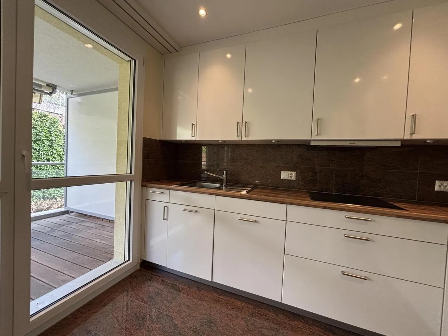 Bel appartement de 3.5 pièces à louer à Neuchâtel - Photo 4 sur 9