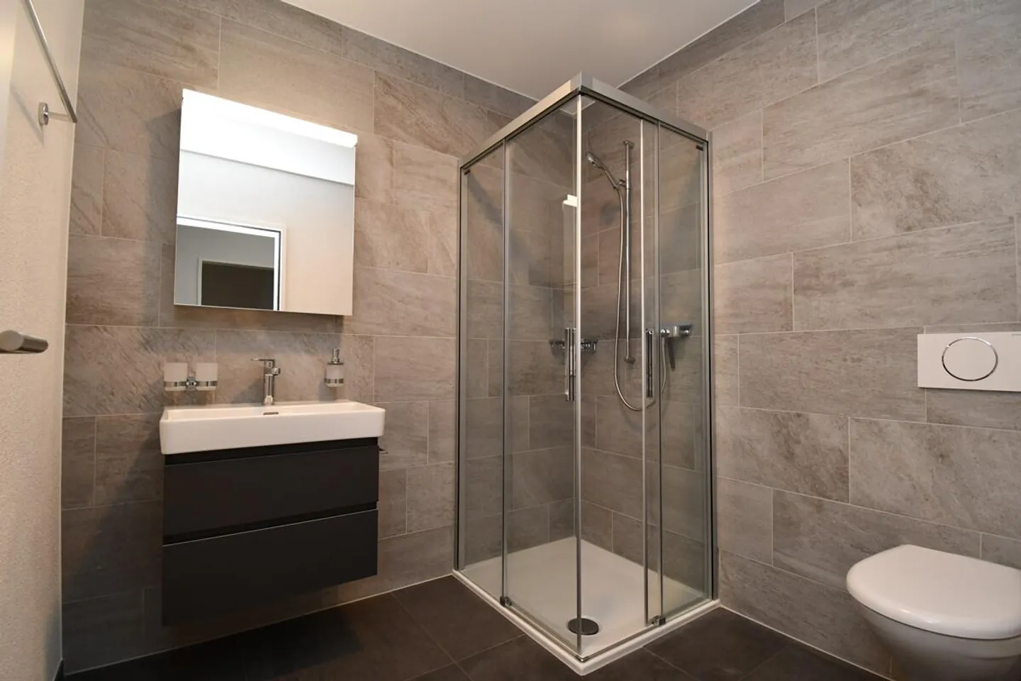 Moderner Loft in Gerzensee - Foto 7 von 12