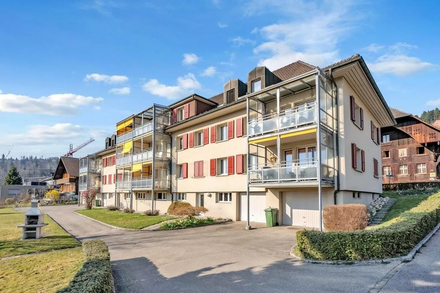 3.5-room apartment on the 2nd floor left - Photo 1 of 9