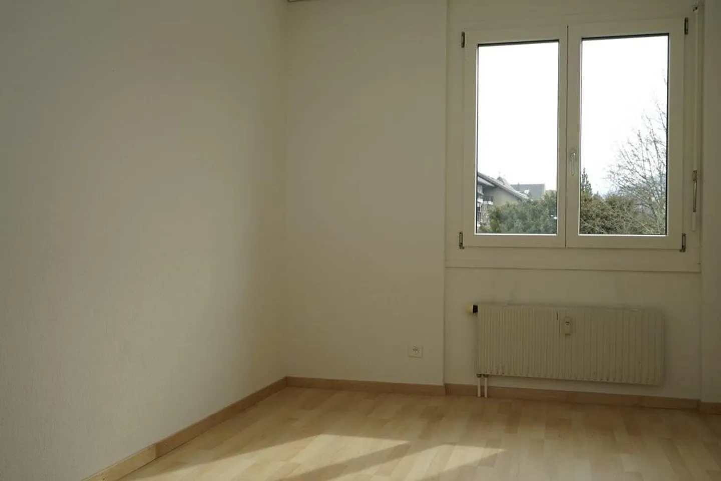 3.5-room apartment on the 2nd floor left - Photo 5 of 9