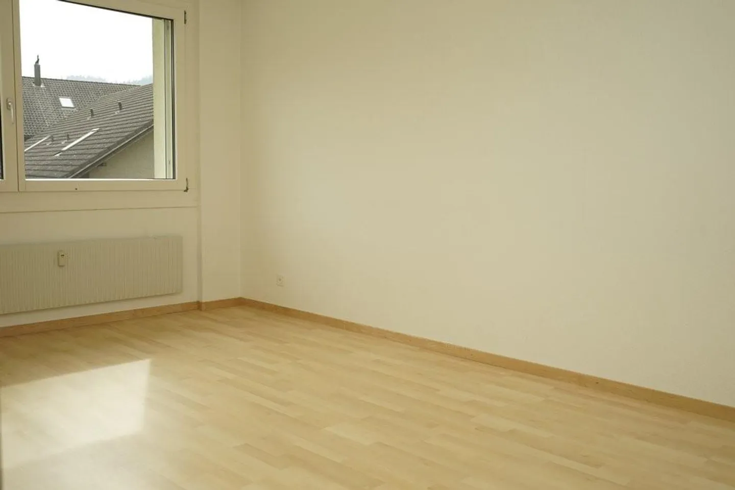 3.5-room apartment on the 2nd floor left - Photo 6 of 9