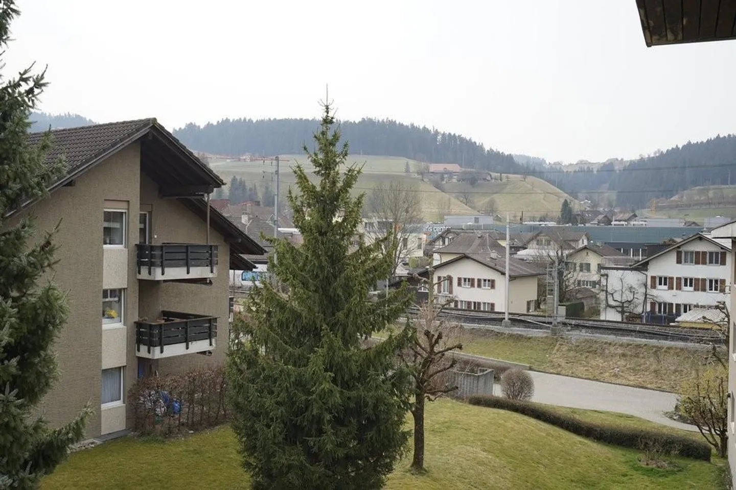 3.5-room apartment on the 2nd floor left - Photo 9 of 9