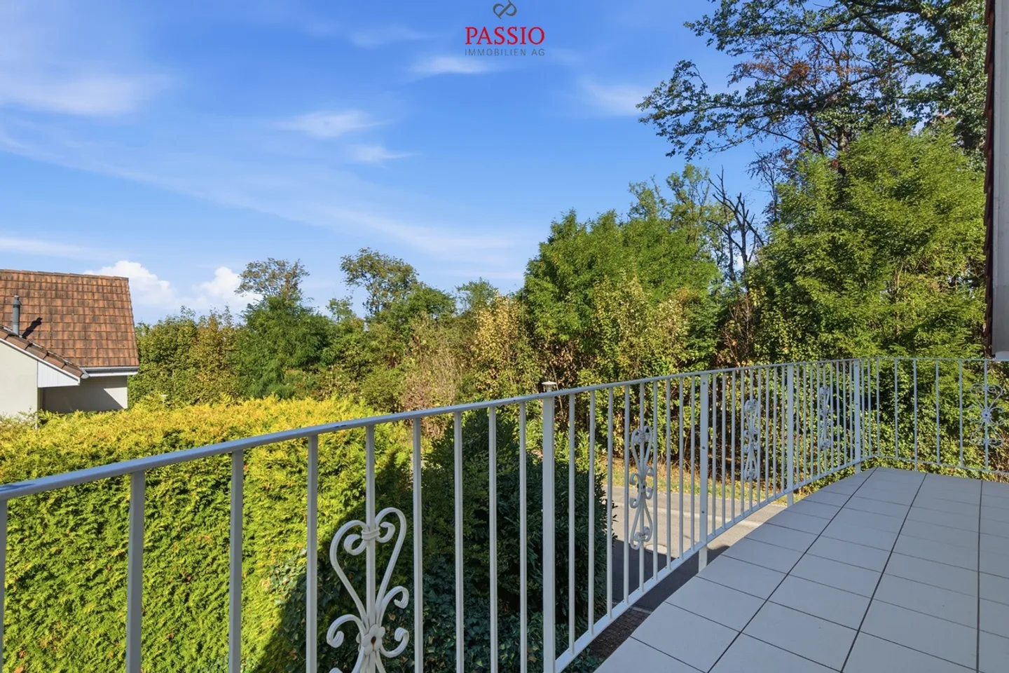 9-Room Villa with Tower and Dreamy Garden with Pool - Photo 26 of 47
