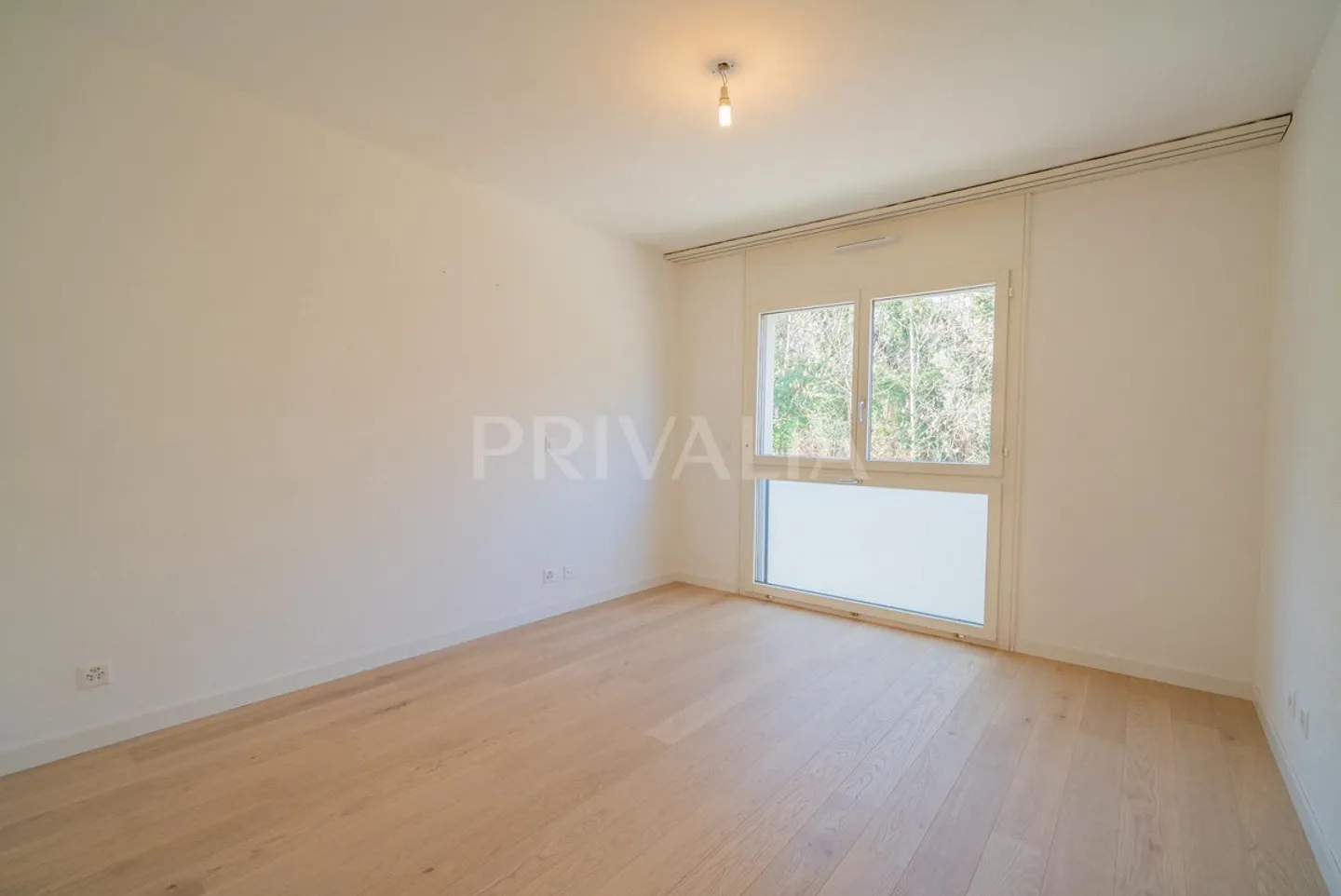 Apartment for rent - Photo 4 of 11
