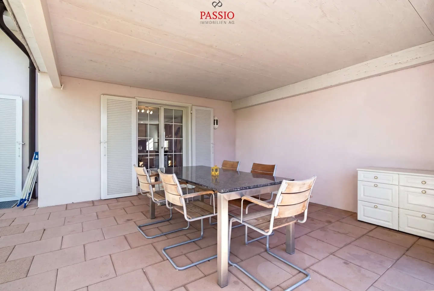 9-Room Villa with Tower and Dreamy Garden with Pool - Photo 30 of 47