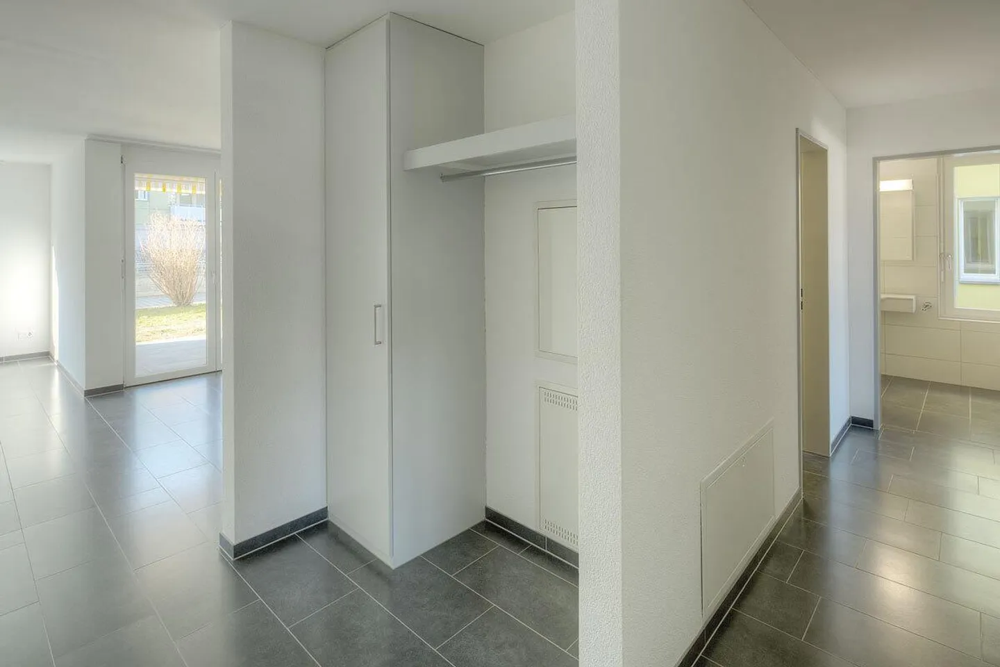 Modern apartment in a top location - Photo 9 of 12