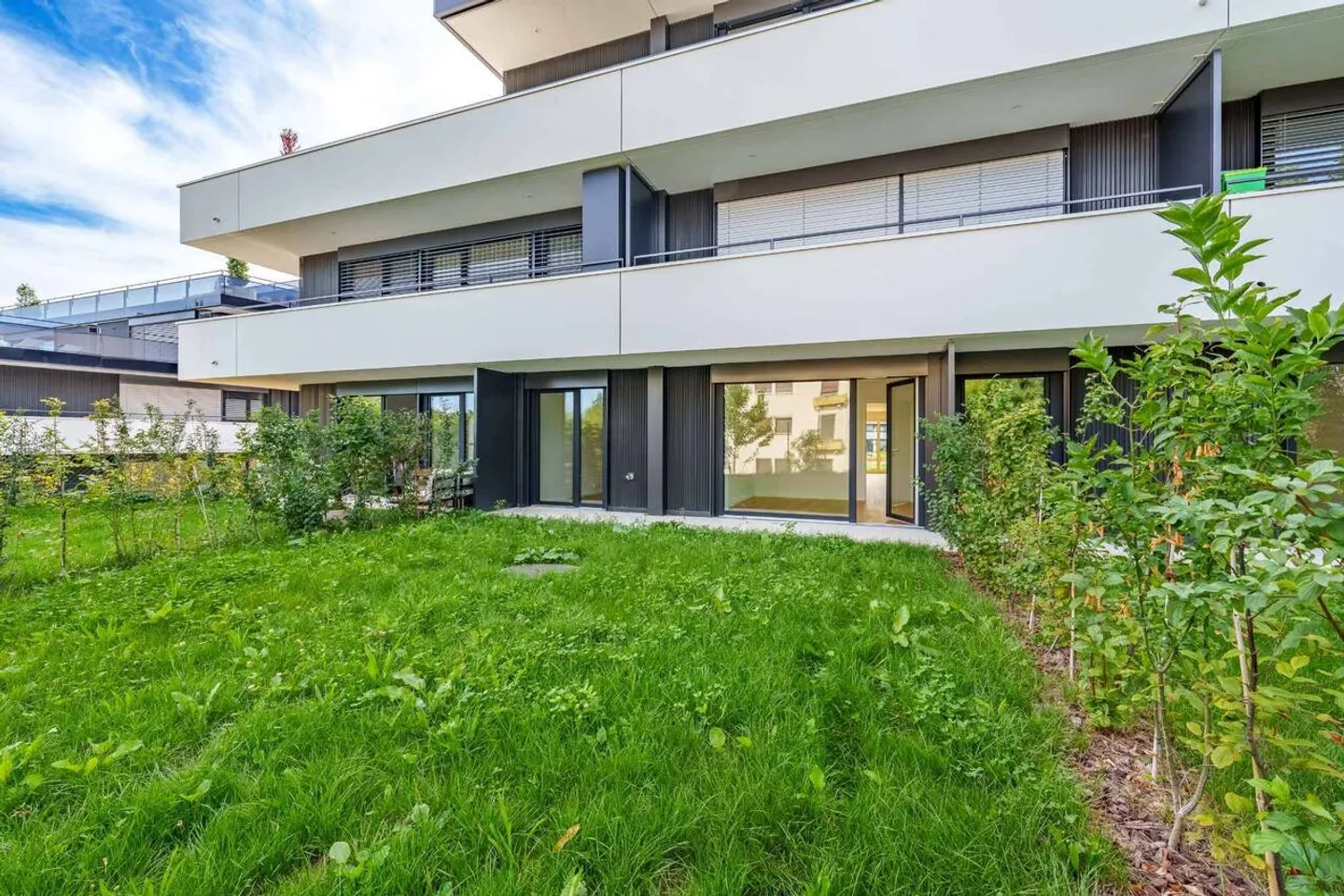 Joyau Architectural dans un Cadre Majestueux - Photo 6 sur 12