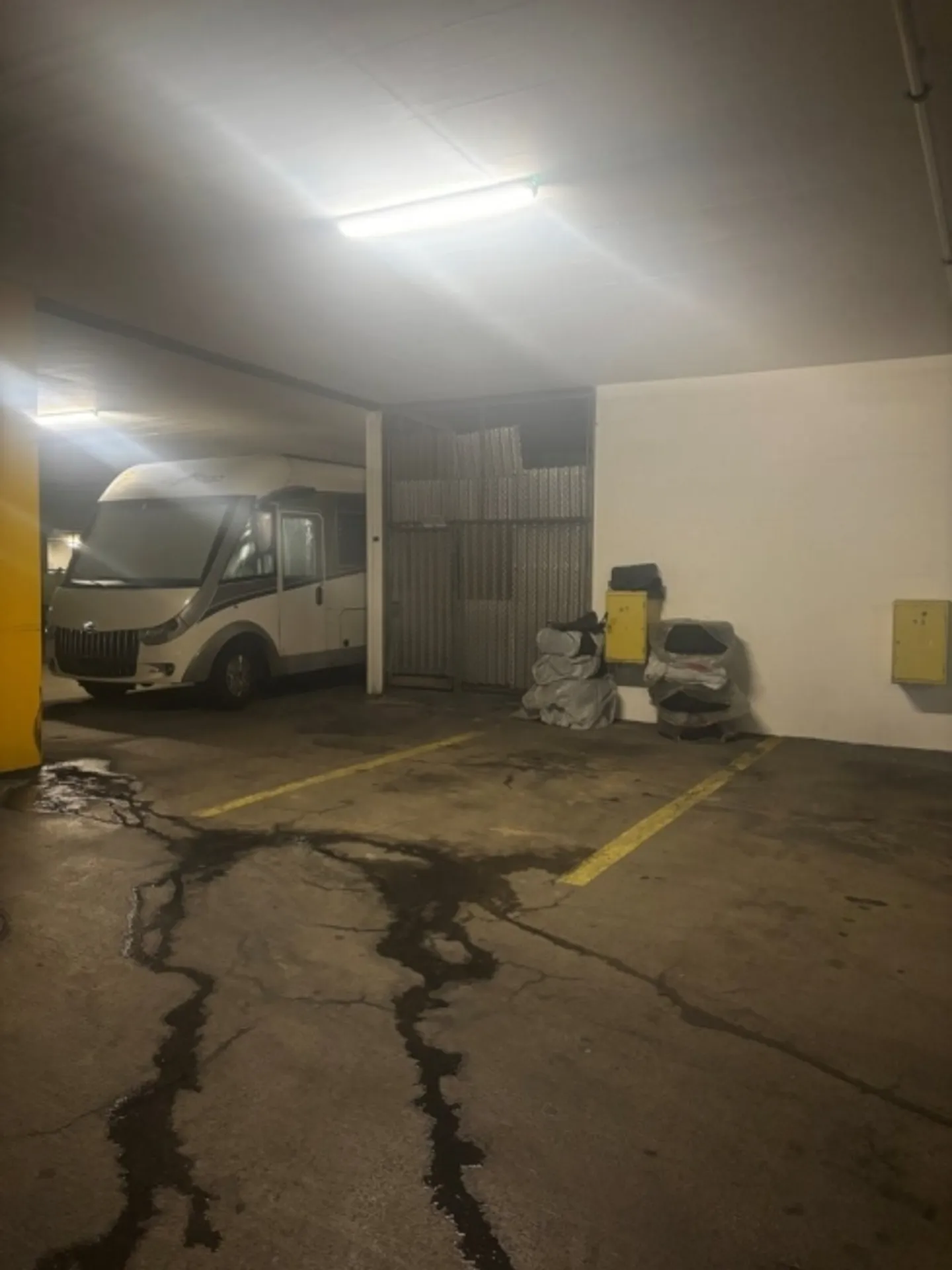 Place de parking à louer à Chur ! - Photo 3 sur 4