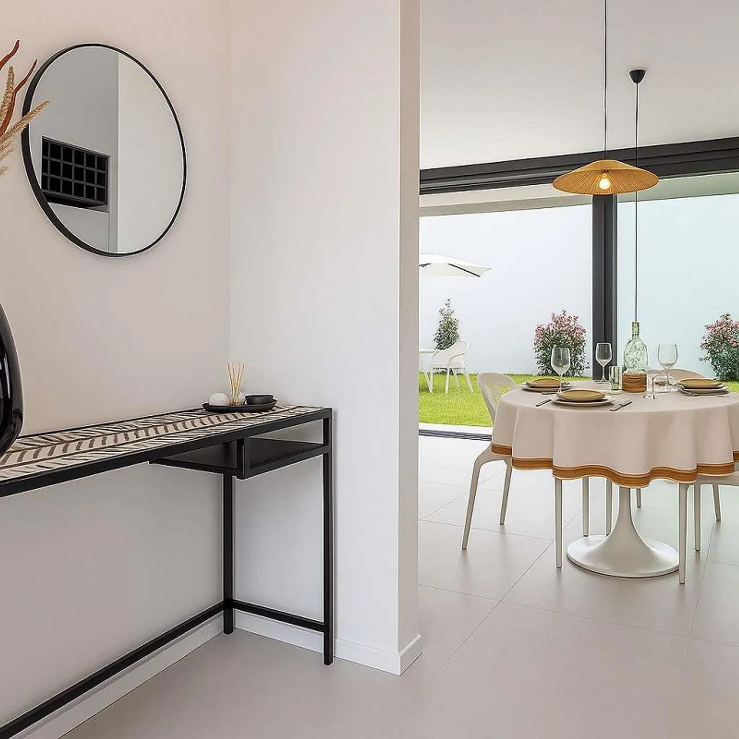 Elegance and Comfort Just Minutes from Lugano - Photo 4 of 13