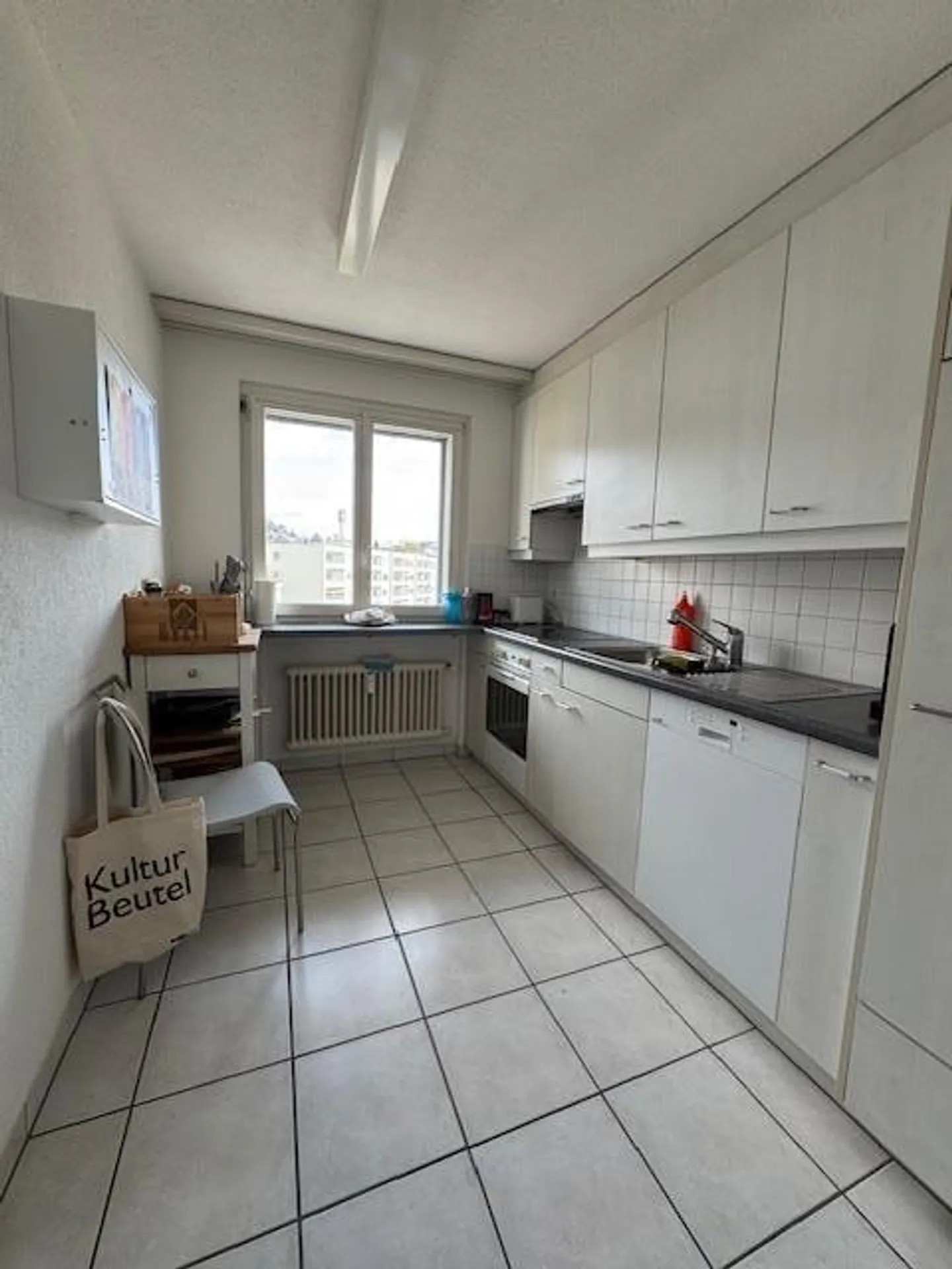 Appartamento Incantevole in Zona Tranquilla - Foto 10 di 14