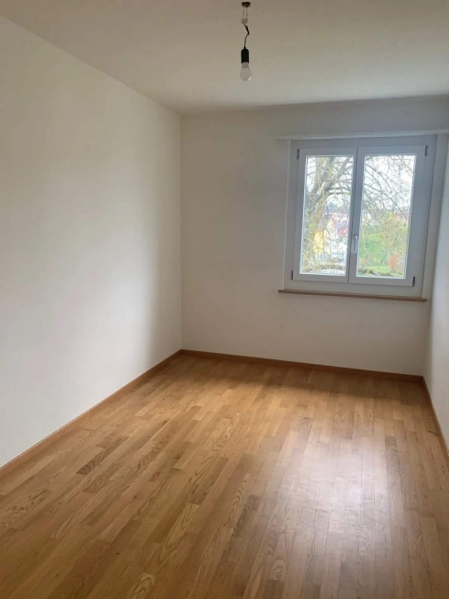 Apartment for rent - Photo 5 of 8