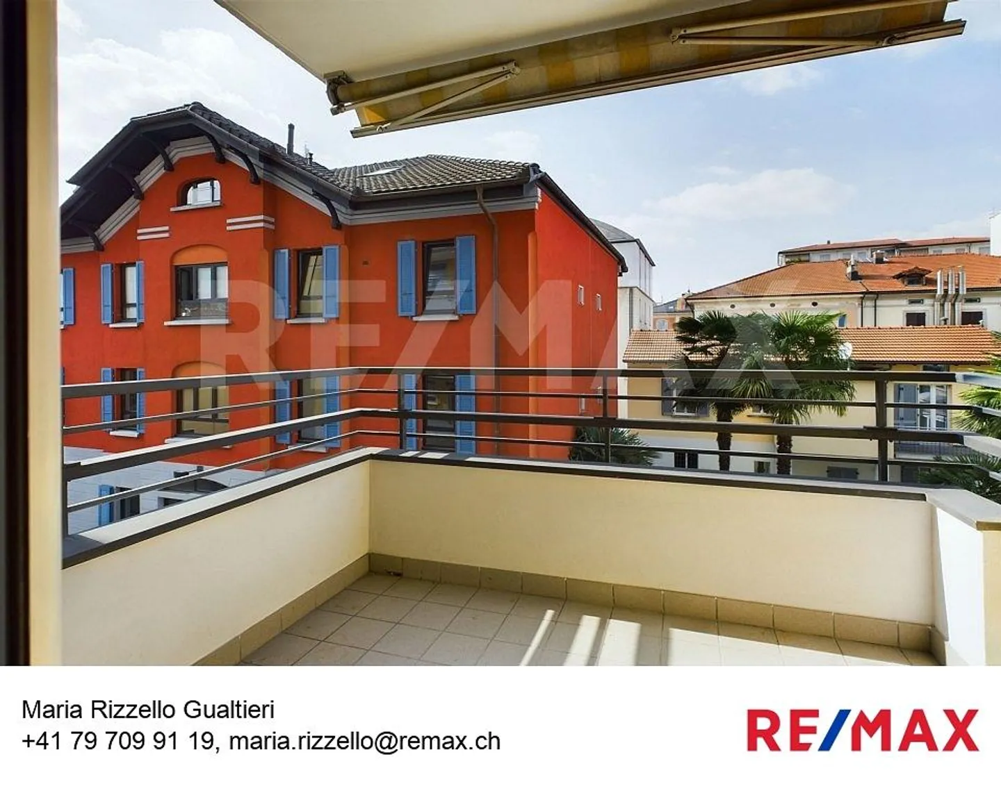 Appartamento luminoso e ristrutturato di 2,5 stanze con terrazza - Foto 1 di 11