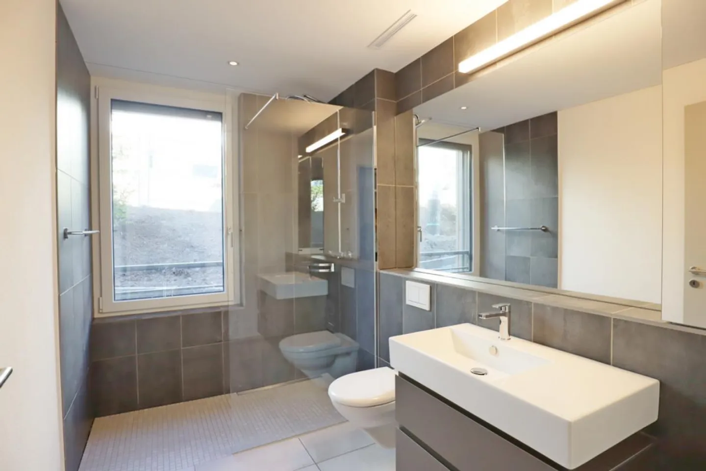 Moderne Wohnung an ruhiger Lage - Foto 3 von 5