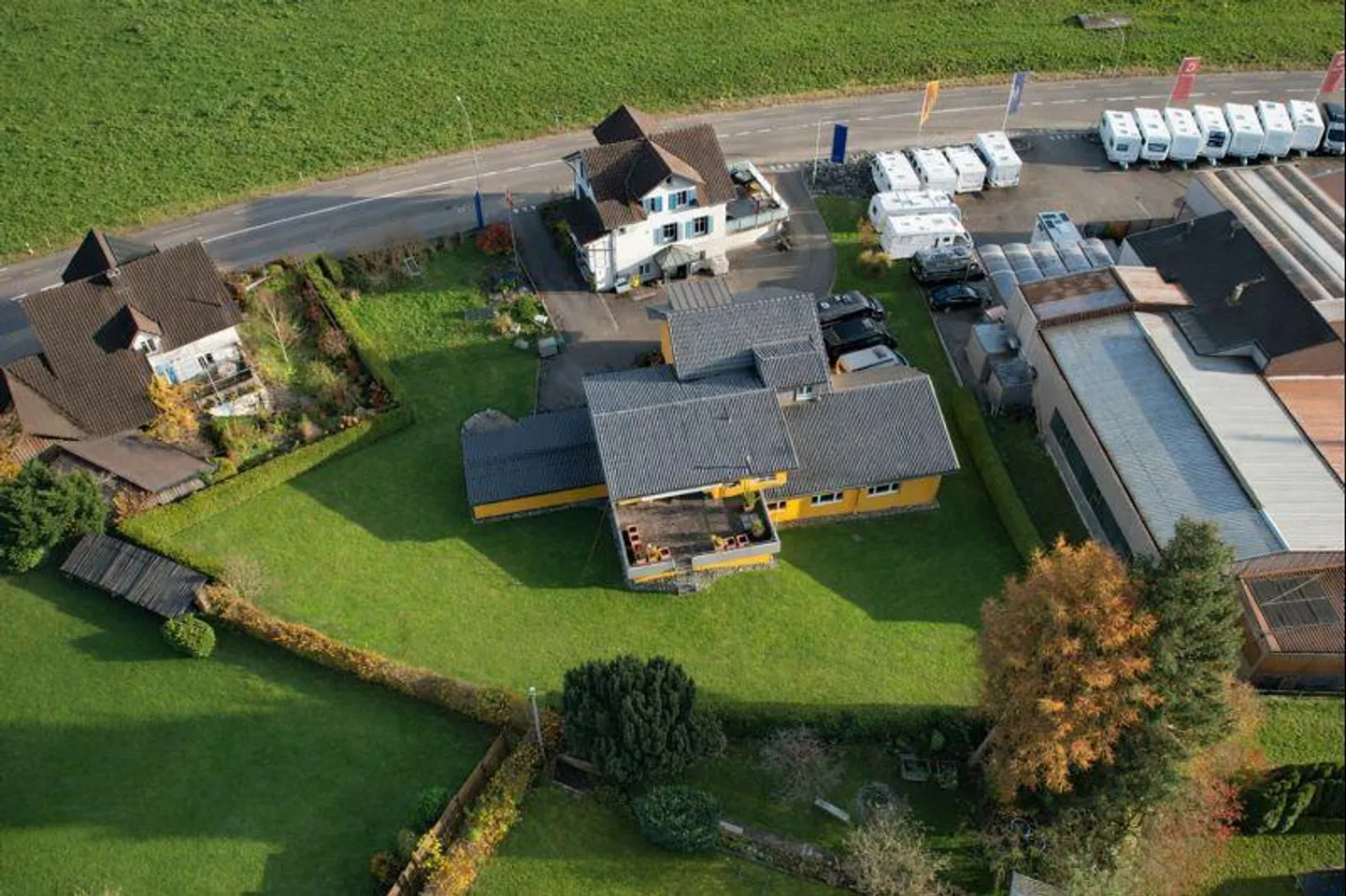 Vivre et travailler ensemble – Propriété résidentielle et commerciale polyvalente - Photo 4 sur 15