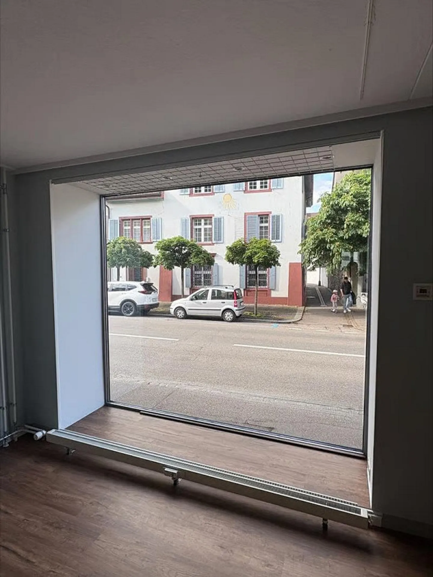 Retail space / Commercial area on the main street in Sissach - Photo 2 of 8